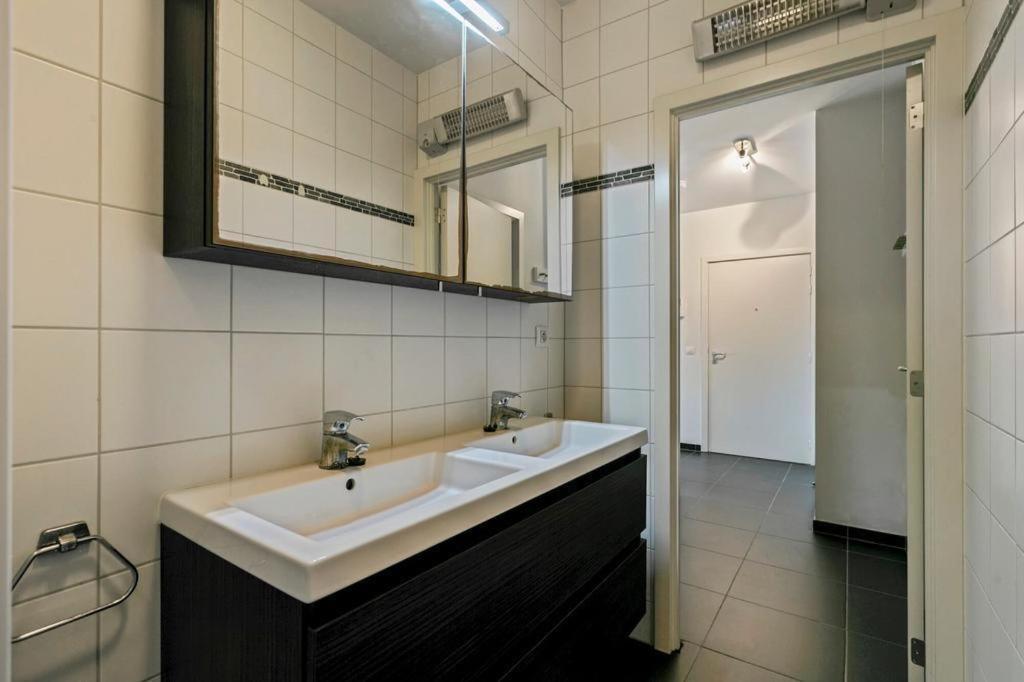 Apartment In Heart Of Brussel City With Balcony View Zewnętrze zdjęcie